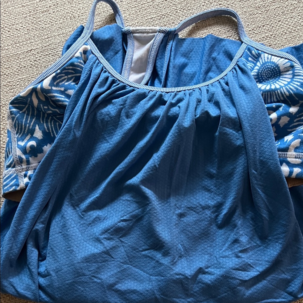 Lululemon Blue and White Tank Top Women’s Size 4